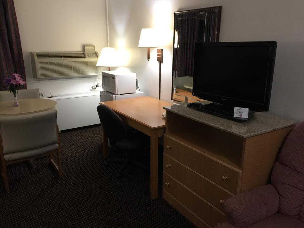Budget Inn Batavia Zewnętrze zdjęcie